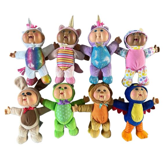 Lot of 8 Cabbage Patch Kids Cuties Safari Friends, Fantasy Friends, Puppy Parker - Picture 1 of 16